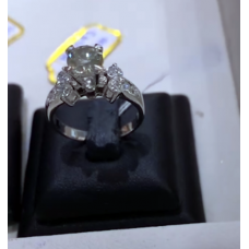 แหวนเพชรไซส์กะรัต ทรงวินเทจ (Vintage Ring)