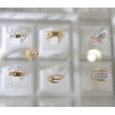แหวนทองฝังเพชร ดีไซน์ลวดลายต่าง ๆ เช่น ลวดลายงู , ตะปู